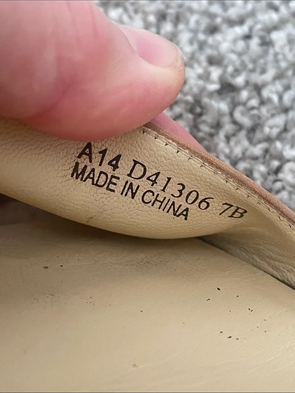 Cole Haan Rosalin Wedge Sandals Sz 7 tan leather w/ gold accent adjustable strap
